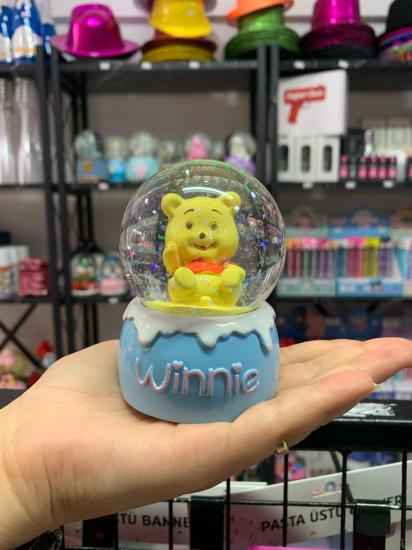 Toptan Winnie The Pooh Orta Boy Işıklı Kar Küresi