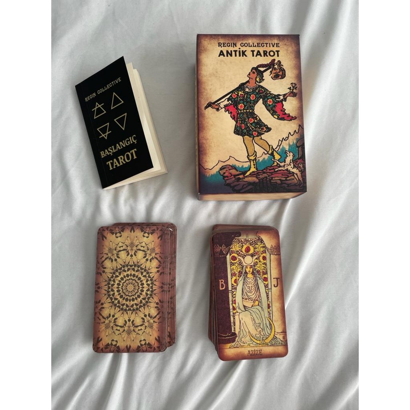 Toptan%20Antik%20Tarot%2078%20Kart%20ve%20Başlangıç%20Tarot%20Kitabı